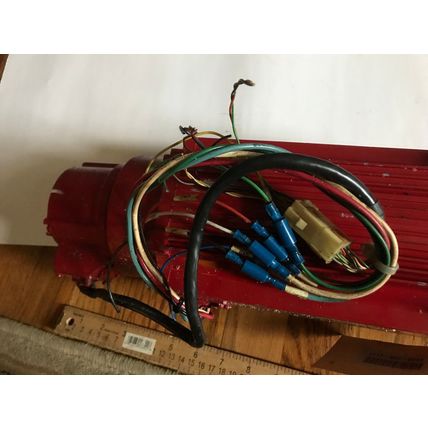 YASKAWA USASEM-18YR23 AC SERVO MOTOR, 1.54 kW, RPM: 2000,EX