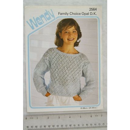 Vintage: Wendy 2564 girl's sweater, DK, 24-34 inch, 61-86 cm