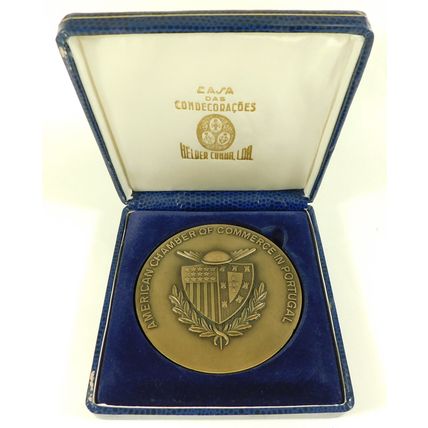 Vintage American Chamber Of Commerce Portugal Bronze Prize Medal Medallion & Box