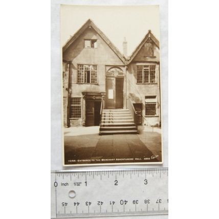 vintage postcard York, Entrance to the Merchant Adeventurers Hall