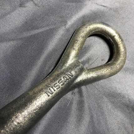 Infiniti G35 FX35 FX45 Sedan Coupe OEM Bumper Tow Eye Hook 51112-AU000