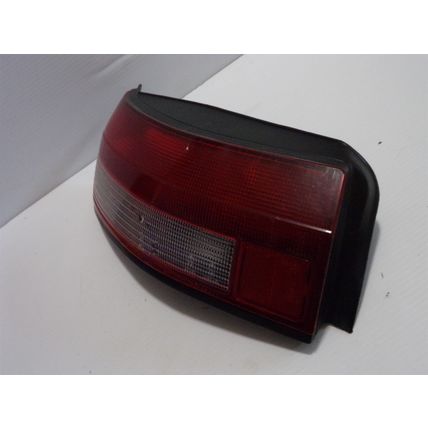 1990 90 1991 91 Mazda 323 BG Hatchback Tail Light LH DS Stanley 043-1305