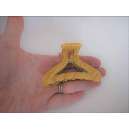 Faux wood wooden geometrical triangle hair claw clip medium fine hair