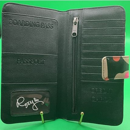 A Very rare Vintage Y2K Roxy Colorful Wallet Passport Holder Travel Wallet