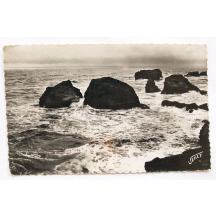 1956 postcard Croix de Vie, Rochers del la Corniche