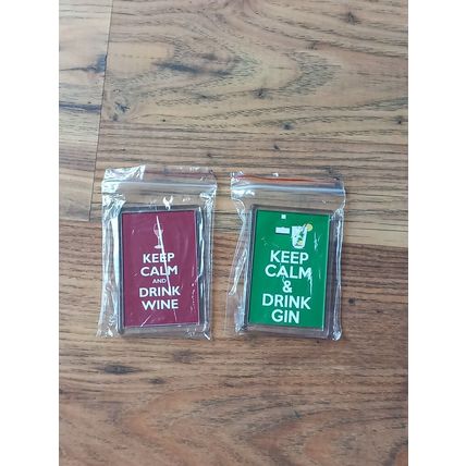 2 x KEEP CALM and DRINK (Wine/Gin) themed fridge magnets