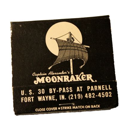 VINTAGE MATCH BOOK Fort Wayne Indiana Restaurant Advertising Moonraker