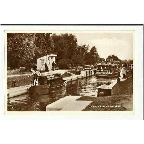 Surrey CHERTSEY Lock Postcard (4)