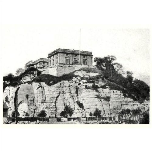 Postcard NOTTINGHAM Castle Rock Cliffs