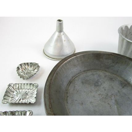 Vintage 10 Pc. Lot of Small Kitchen Items, Molds, Funnel, Milk Bottle Caps, etc.