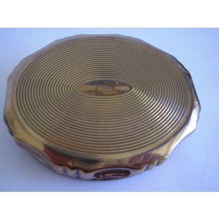Kigu Working Musical Powder Compact 1963 Concerto 77 Series Butterfly & Blossom