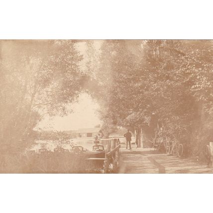 B577 WICK FERRY NR CHRISTCHURCH. PRINTED POSTCARD