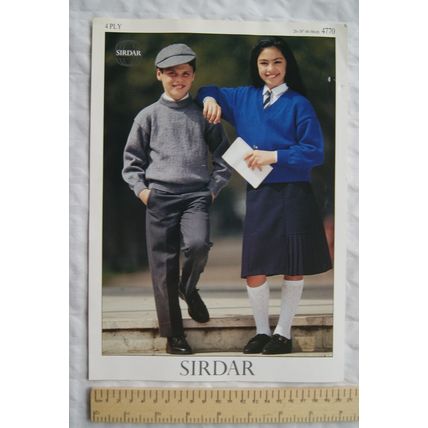 Vintage: Sirdar 4770 sweater, 4 ply, 24-38 inch, 61-97 cm