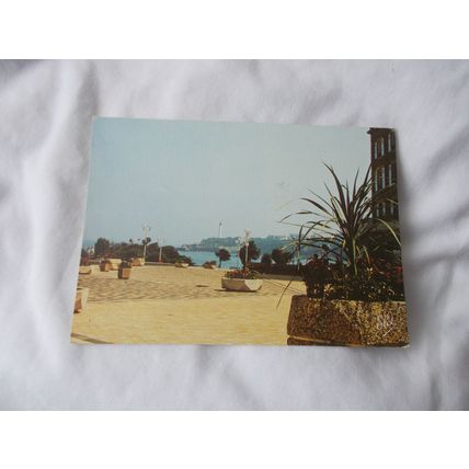 POSTCARDS IDEAL CRAFT