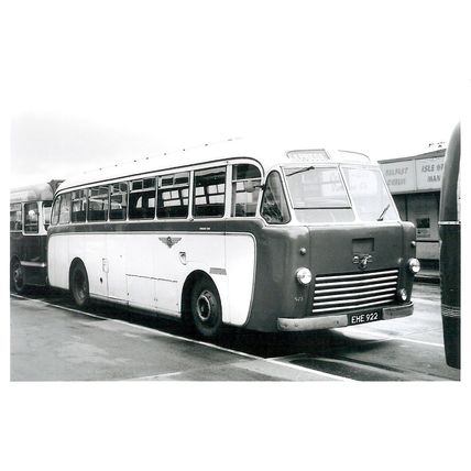Black & White Photograph of Yorkshire Traction Co. Ltd. - EHE 922