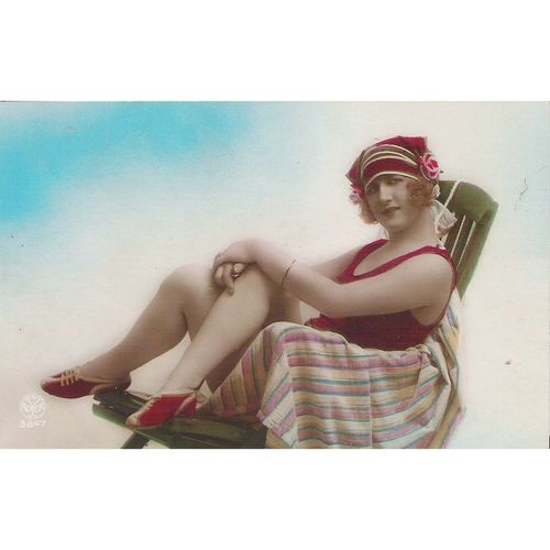 CARTE POSTALE - BAIGNEUSE - Ref 3