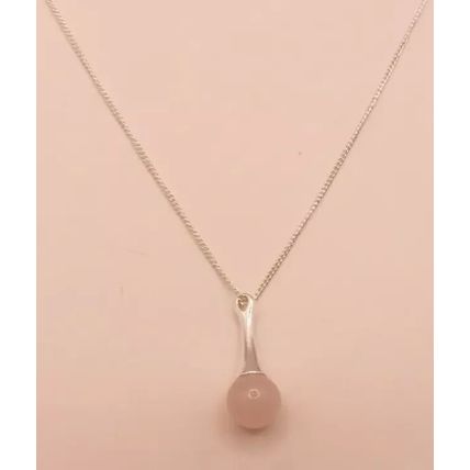 Rose Quartz Pendant 2.5 CM on a Silver Plated Necklace 42 CM Gift Jewellery