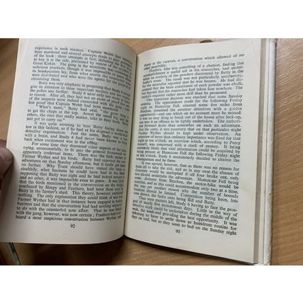 1946 1ST EDITION JOHN LODGE "BILL SEES IT THROUGH" FICTION HARDBACK BOOK (P2)