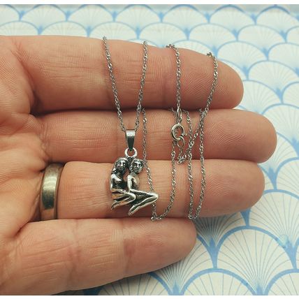Vintage 925 Sterling Silver Gemini Twins Zodiac Sign Pendant Necklace