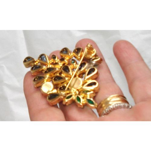 Juliana Vintage 50s Large Sapphire Emerald Crystal Rhinestone Leaf Brooch Pin