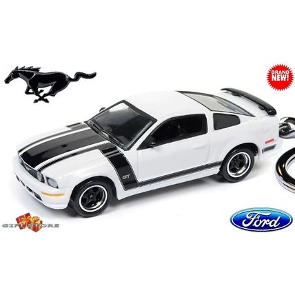 RARE KEYCHAIN WHITE FORD MUSTANG GT BOSS CUSTOM Ltd Ed.