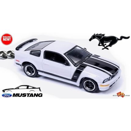 RARE KEYCHAIN WHITE FORD MUSTANG GT BOSS CUSTOM Ltd Ed.