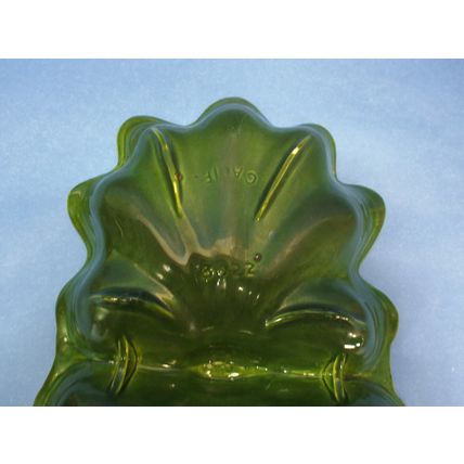 California Pottery USA 3022 Divided Seashells Serving Dish Green Purple MCM