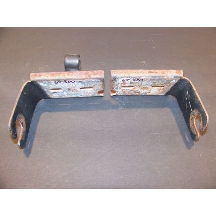 1968 CHRYSLER 300 DASH SUPPORT BRACKETS OEM NEW YORKER NEWPORT TOWN & COUNTRY