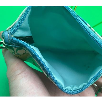 A Very Rare HTF Vintage Butterfly Print Coach Y2K Small Zip Coin Purse Wallet