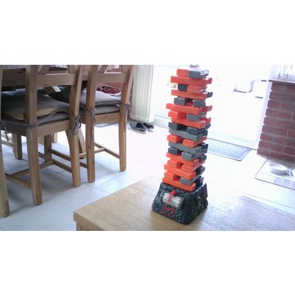 JENGA QUAKE - AFTERSHOCKS & FALLING BLOCKS (Hasbro Gaming) 2014