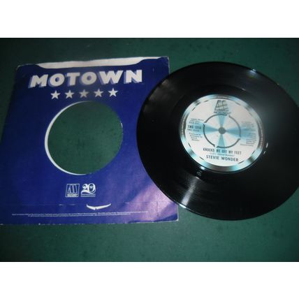 STEVIE WONDER 7" SINGLE - I AIN'T GONNA STAND FOR IT/KNOCKS ME OFF MY FEET