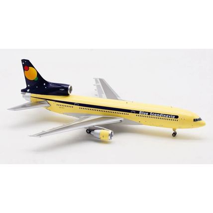 L-1011 BLUE SCANDINAVIA REG: SE-DTC W/STD - INFLIGHT200 IF10111120 1/200 - SALE