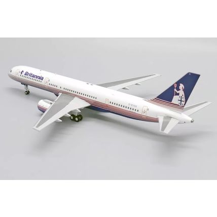 BOEING 757-200 BRITANNIA AIRWAYS REG: G-BYAK WITH STAND - JC WINGS XX2645 1/200