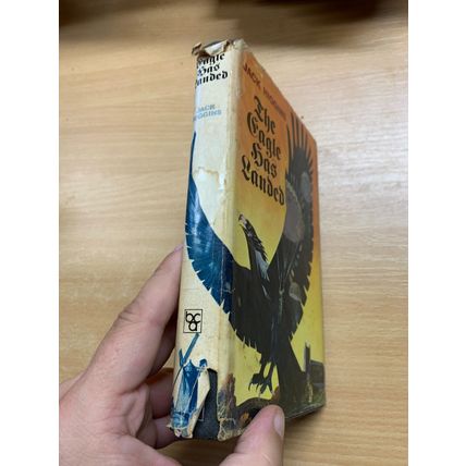1976 JACK HIGGINS "THE EAGLE HAS LANDED" WW2 FICTION HARDBACK BOOK (P3)
