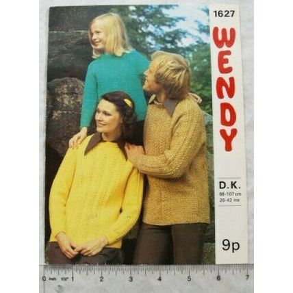 Vintage: Wendy 1627 family sweaters, DK