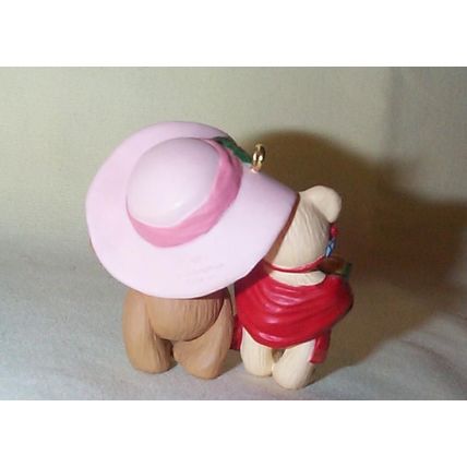 Hallmark Keepsake Ornament - - Sister To Sister - - 1996 - - QX5834 - - In Box