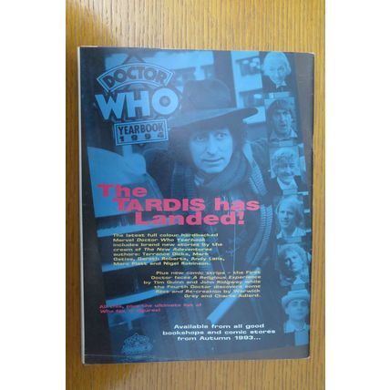 1993 DOCTOR WHO , MARVEL COMIC ISSUE 9 . INCLUDES POSTER