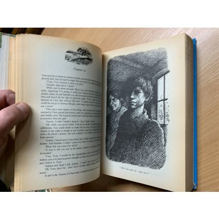 1978 MARK TWAIN "TOM SAWYER/HUCK FINN/PRINCE PAUPER" ILLUSTRATED HB BOOK (P4)