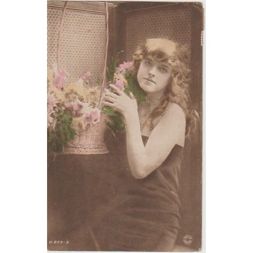 Postcard Constance Worth September 1926 by Rotary Gravuere