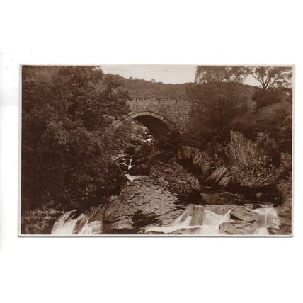 REAL PHOTOGRAPHIC POSTCARD OF PONT CYFYNG CAPEL CURIG CAERNARVONSHIRE (4089)