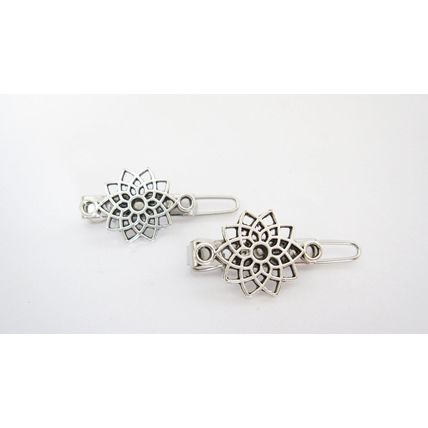 Extra tiny small silver metal flower shape hair pin clip barrette (set of two)