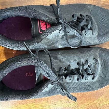 Nike Air Max Sequent Unisex Sneakers Black Size 9 Athletic Shoes 719916-015
