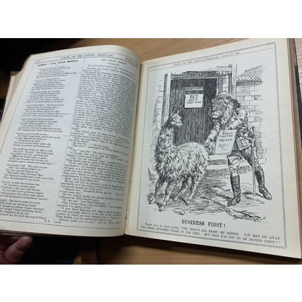 1904 PUNCH MAGAZINE BOUND VOLUMES HEAVY 2.9kg LEATHER ANTIQUE BOOK (P14)