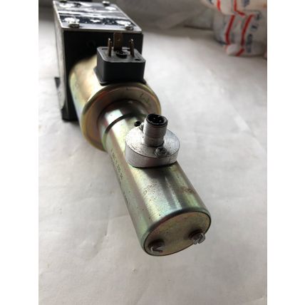 NEW SERDIM SP-MM-DSV-43-1-10-0050-YNVN24 HYDRAULIC SOLENOID VALVE,12VDC,2.4A,TA