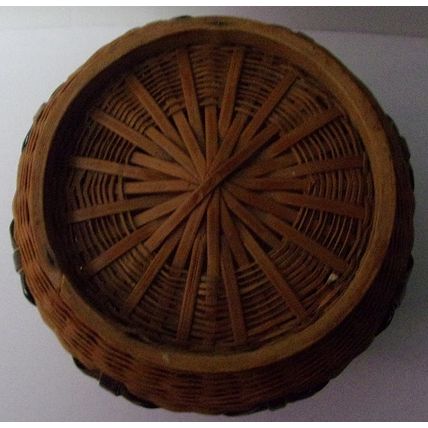 VINTAGE ' UNIQUE ' minature weaved basket ashtray