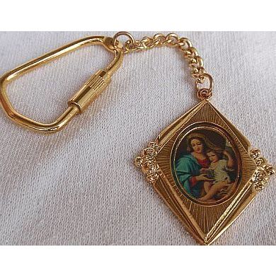 Key holder D