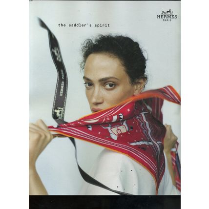 EMMA CORRIN-FENNELL-O'CONNOR Town & Country Magazine 2020 "THE CROWN" B.NEW