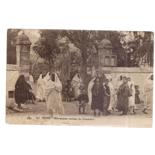 MAURESQUES SORTANT DU CIMETIERE. TUNIS vintage postcard late 19th c.?