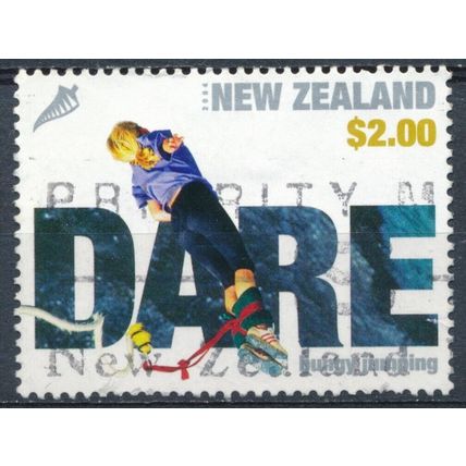 Extreme Sports: $2 - New Zealand 2004 - F H - SG 2755