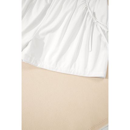 White Bow Decor Pockets Plus Size Shorts